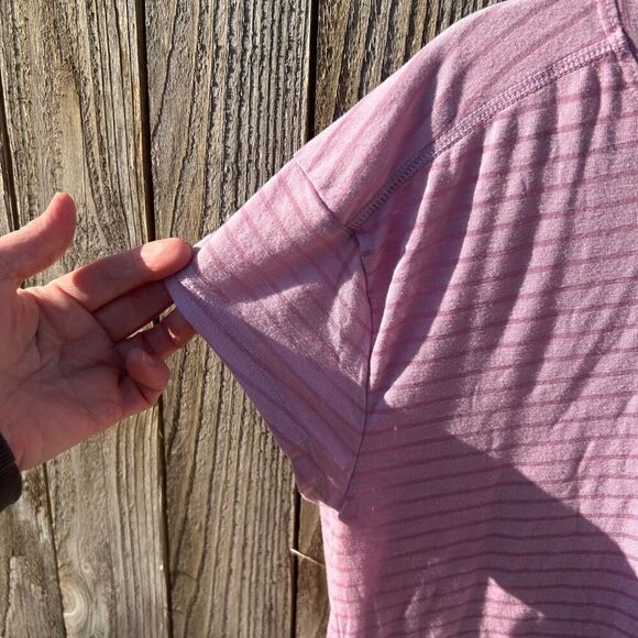 Champion athletic top tshirt striped size large - Picture 2 of 5